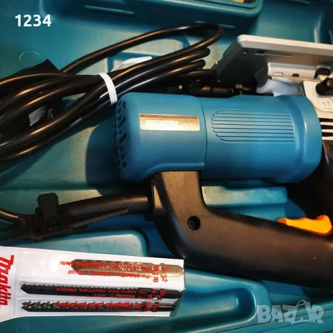 НОВ прободен трион зеге MAKITA 4304 600w, снимка 4 - Триони и циркуляри - 55949938