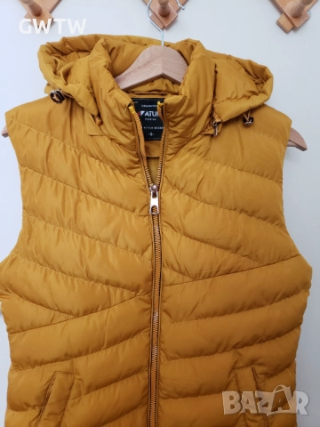 Дълга зимна грейка / елек цвят горчица, снимка 2 - Елеци - 51443616