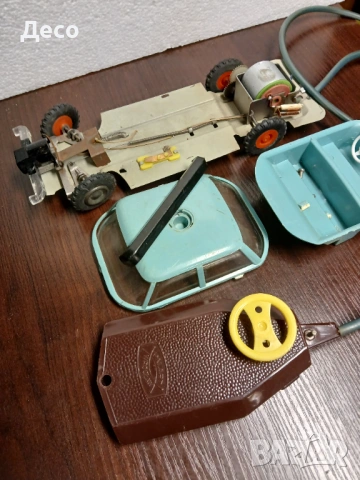 Части за Стара полска играчка автомобил., снимка 2 - Колекции - 54112743