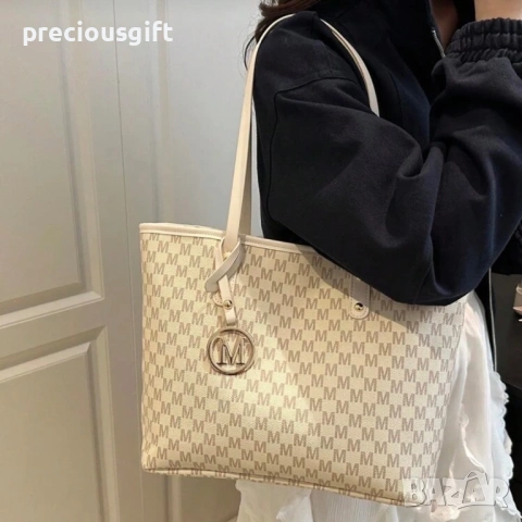 Дамска голяма бяла чанта, снимка 3 - Чанти - 53289765