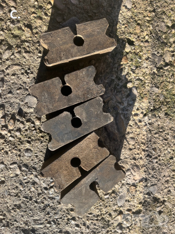 Тампони задни пружини Лада , снимка 1