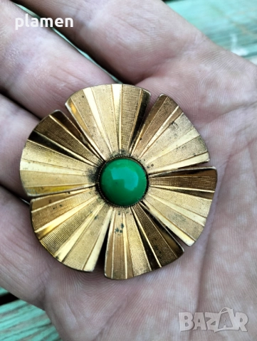 Стара позлатена брошка, снимка 3 - Антикварни и старинни предмети - 51545342