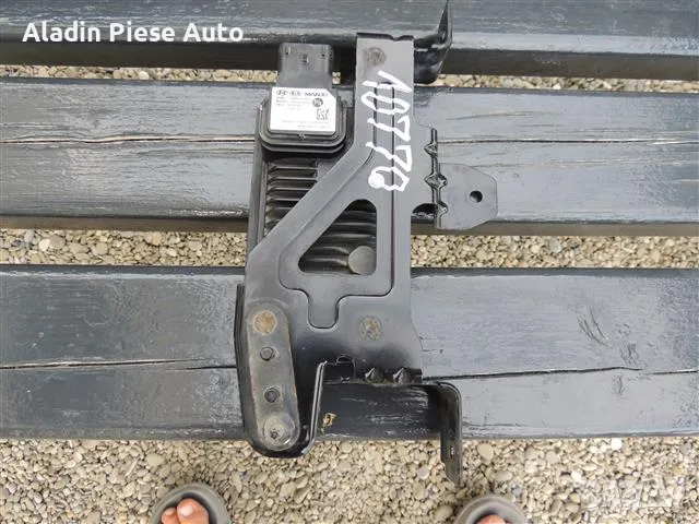 Интелигентен круиз контрол, радар сензор, Distronic Kia Niro код 96400-G5000 , снимка 5 - Аксесоари и консумативи - 50286612