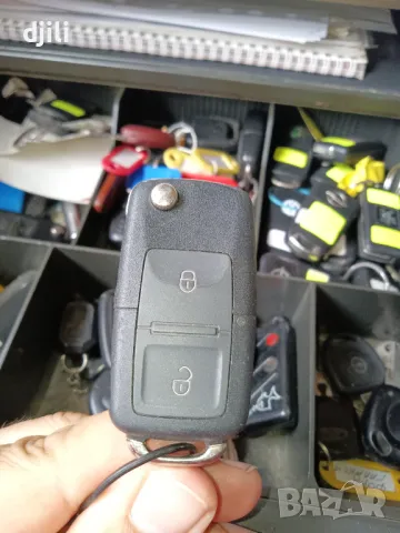 Оригинален ключ за Vag групата с два бутона , снимка 2 - Части - 50327453