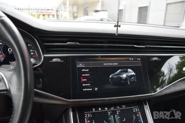 Продавам семейния ни автомобил Audi Q8 55 TFSI MHEV, снимка 12 - Автомобили и джипове - 56271911