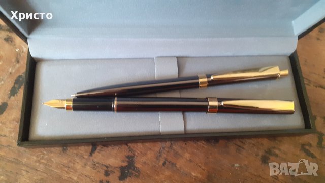 писалка и химикалка комплект метални в черна луксозна кутия 