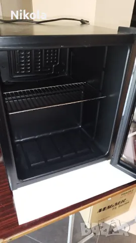 Хладилна витрина - METRO PROFESSIONAL GPC1046 46л, снимка 17 - Хладилници - 50169365