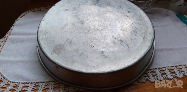 Алуминиева тава/тепсия диаметър 44 см, снимка 2 - Прибори за хранене, готвене и сервиране - 42718661