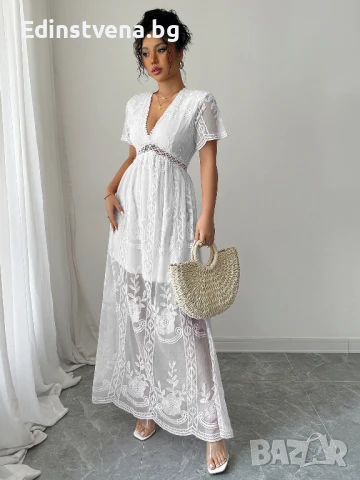 Дамска дълга бяла рокля от тюл с дантелени флорални мотиви и къси ръкави, снимка 2 - Рокли - 51249486