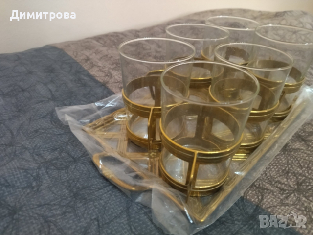 Сервиз чаши за чай, снимка 4 - Антикварни и старинни предмети - 44789208