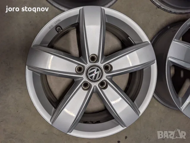 Оригинални VW джанти 17, снимка 2 - Гуми и джанти - 56200047