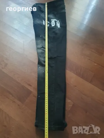 Ново дънки Dsquared2, снимка 3 - Дънки - 50194214