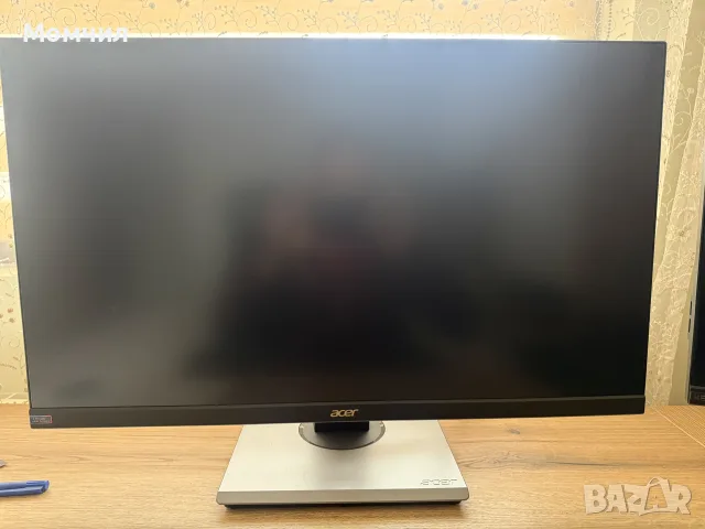 Продавам монитор Acer B277k