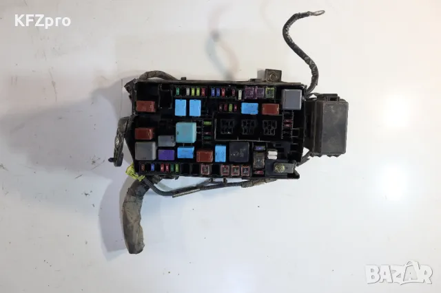 Кутията с предпазители и релета Land Cruiser