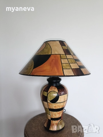 Vintage, настолна лампа с абстрактен  арт дизайн в топли цветове.  , снимка 2 - Настолни лампи - 51877417