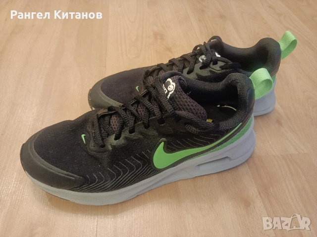 Nike Air Max Nuaxis номер 41 (26 см), снимка 2 - Маратонки - 54337001