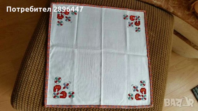 Българска бродерия - ръчна изработка, снимка 3 - Колекции - 31553284