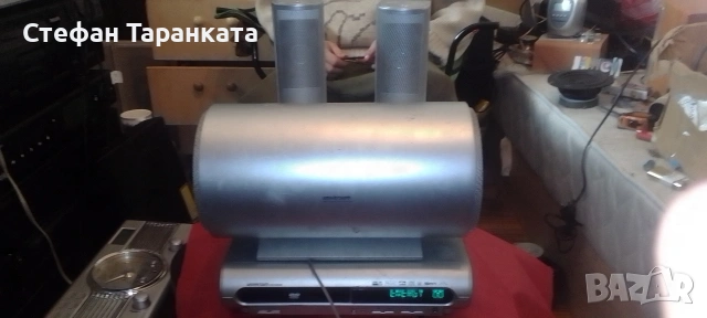 DVD player със радио тунер и вграден усилвател и три тонколони 