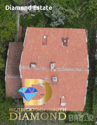 Триетажна къща в град Черноморец, снимка 2 - Къщи - 54290816