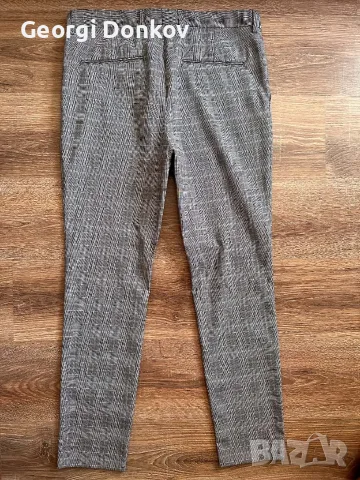 Елегантен мъжки панталон H&M, каре – Размер M (Slim Fit)