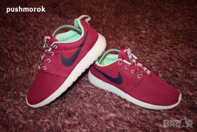 Nike Roshe Run 40 номер, снимка 2 - Маратонки - 37109171