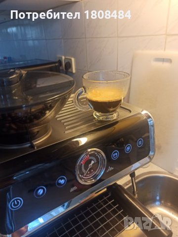 Кафе машина BEEM нова, професионална с кафемелачка, работи перфектно и прави страхотно кафе , снимка 3 - Кафемашини - 38626431