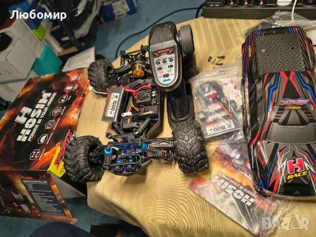 Hosim 1:10 Безчеткова дистанционно управляема кола, бърза 62+ км/ч RC кола, офроуд, 4WD  , снимка 10 - Коли, камиони, мотори, писти - 52087069