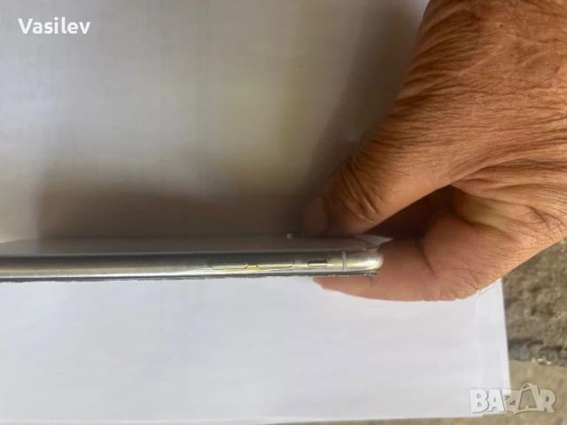 Aйфон XP  за части, снимка 3 - Резервни части за телефони - 50972555