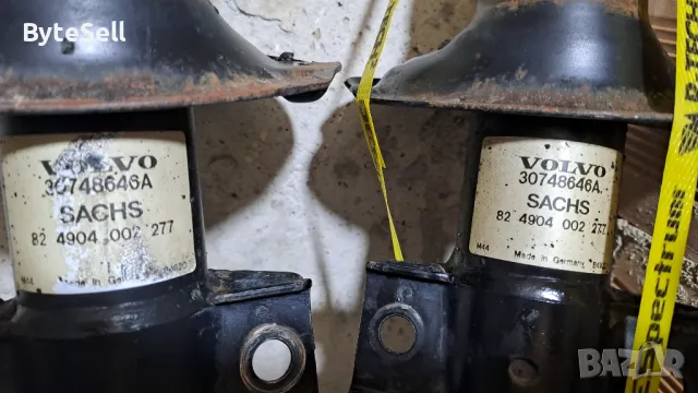 Предни амортисьори Volvo s60, снимка 3 - Части - 48090785
