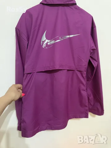 оригинална ветровка дамска Nike, снимка 6 - Якета - 55854135