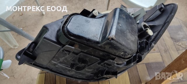 Десен фар Мерцедес Спринтер , снимка 4 - Части - 42057592