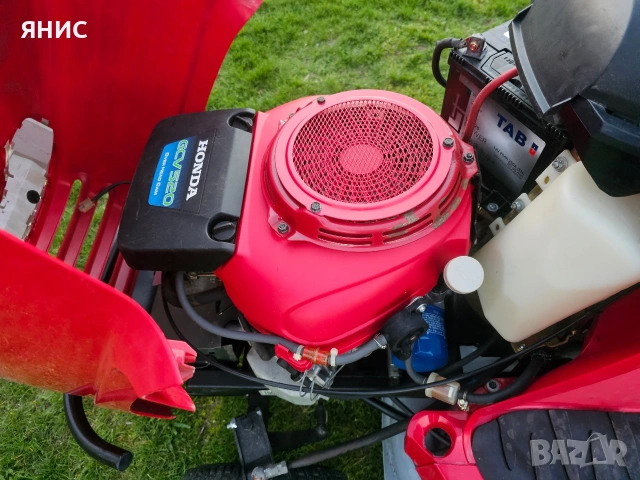 ТРАКТОРНА КОСАЧКА HONDA. ПЕРФЕКТНА , снимка 11 - Градинска техника - 54139470