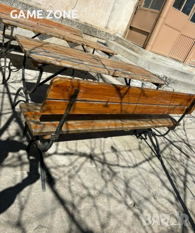 Дървени Маси Комплект Пейки Цена По Договаряне