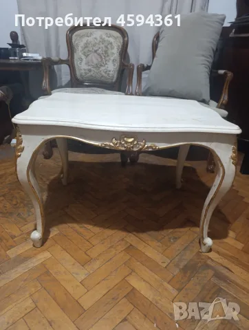 Красива стара масичка