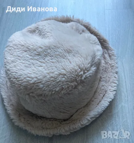 Дамски шапки 4 броя, снимка 2 - Шапки - 50036963