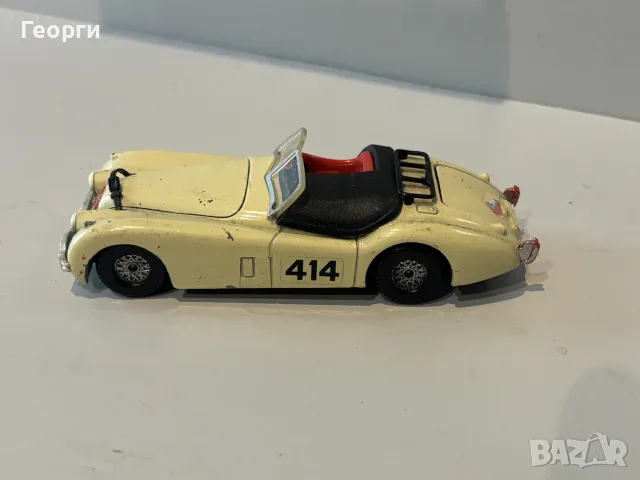 Jaguar XK 120 Corgi , снимка 8 - Колекции - 55991297