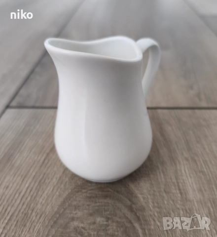 керамична каничка за мляко, снимка 2 - Сервизи - 52563177
