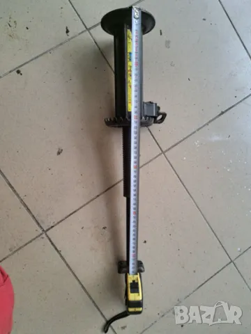 Винтов крик за мерцедес спринтер 2т 2степени 2009г, снимка 2 - Части - 50073495