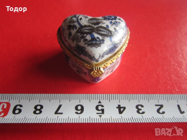 Страхотна порцеланова кутийка за хапчета бижута 4