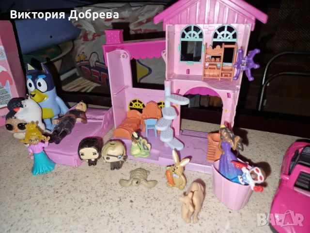 Гардероб за кукли с кукли и аксесоари. , снимка 10 - Кукли - 56061683