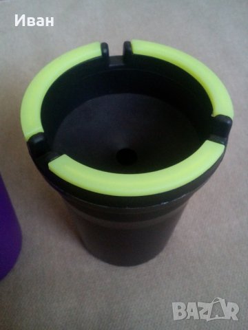 2в1 Пепелник пепелници с фосфорна светлина и стойка за чаша за автомобил кола + подарък, снимка 3 - Аксесоари и консумативи - 28099835