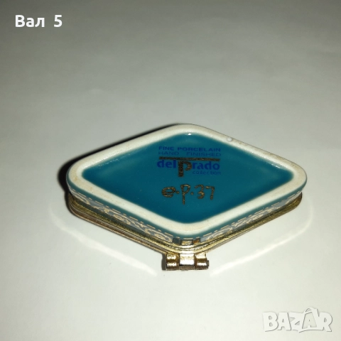 Изящна порцеланова кутийка DEL PRADO . Порцелан, снимка 5 - Антикварни и старинни предмети - 51932668