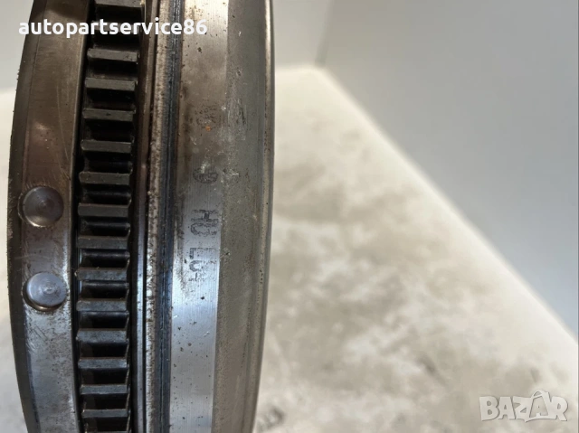 Двойно масово маховик автоматик Cawb за Volkswagen Scirocco 2.0 Tfsi 200Hp (2008) , снимка 2 - Части - 54198020