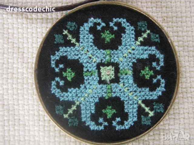 Бродирани бижута с шевици 1, снимка 5 - Колиета, медальони, синджири - 28531100