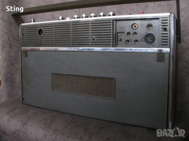 GRUNDIG CONCERT-BOY 206 Старо радио , Радиоприемник от 60те , Транзистор, снимка 3 - Радиокасетофони, транзистори - 35136004