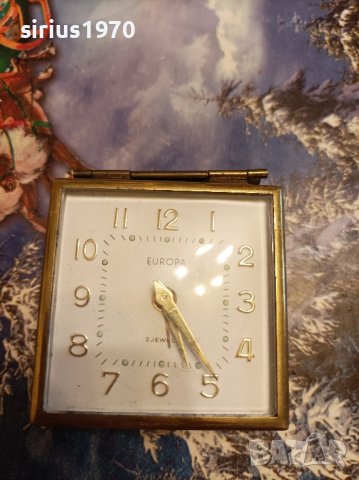 туристически часовник Европа работещ, снимка 1