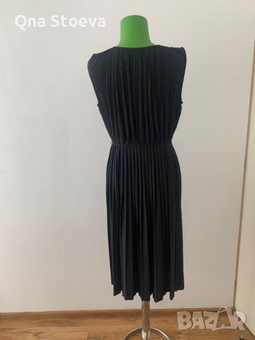 Черна дамска рокля с марка H&M, тип Солей, снимка 3 - Рокли - 37626675