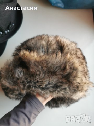 Дамска шапка , снимка 2 - Шапки - 35549863