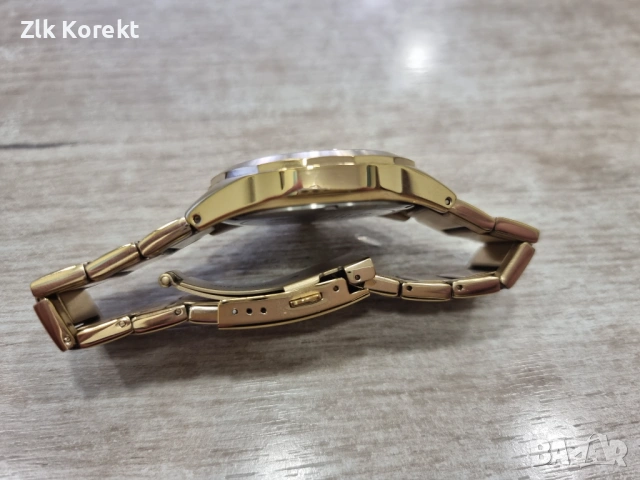 Мъжки часовник в златисто ARMANI EXCHANGE, снимка 6 - Мъжки - 54193074