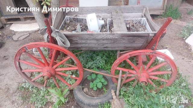 Продавам каруца с дървени колела , снимка 2 - Декорация за дома - 54353324